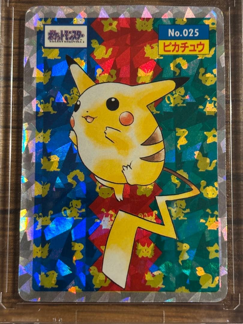 ピカチュウ　キラ　枠ズレ　トップサン　ポケモンカード