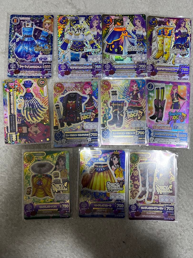 アイカツフォン　アイカツカード400枚以上　まとめ売り　（最終値下げ）