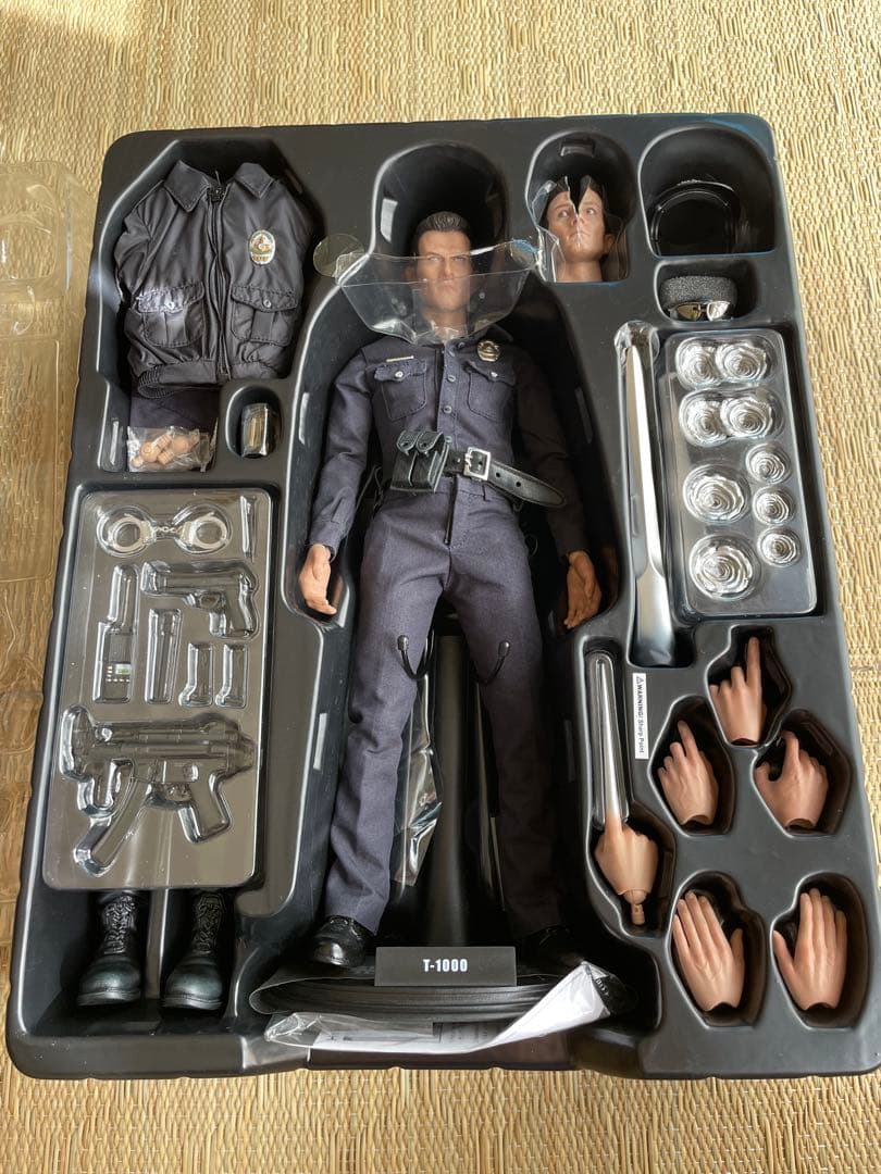 え*ゃ様 ホットトイズ　ターミネーター2 T-1000