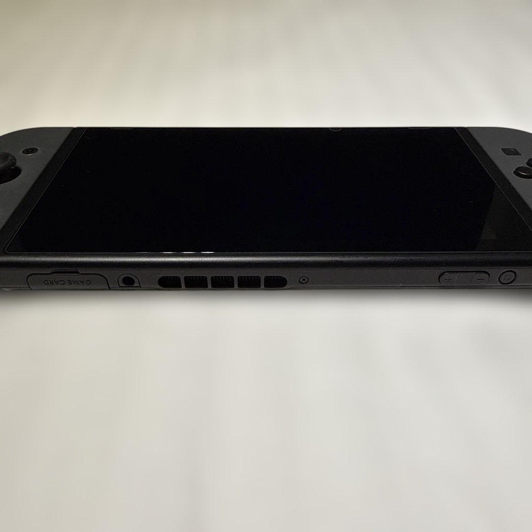 Nintendo Switch ブラック 本体（中古・美品）