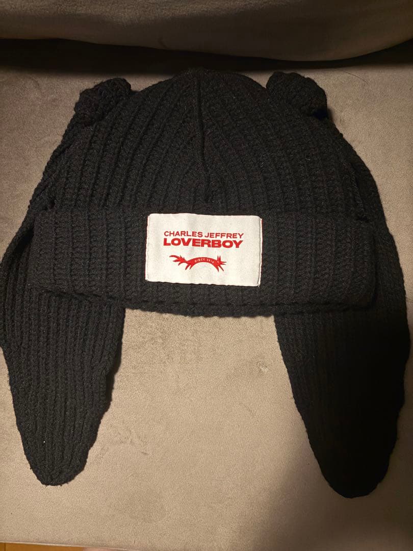 ソ*リ様 CHARLES JEFFREY LOVERBOY うさぎ耳付きニット帽
