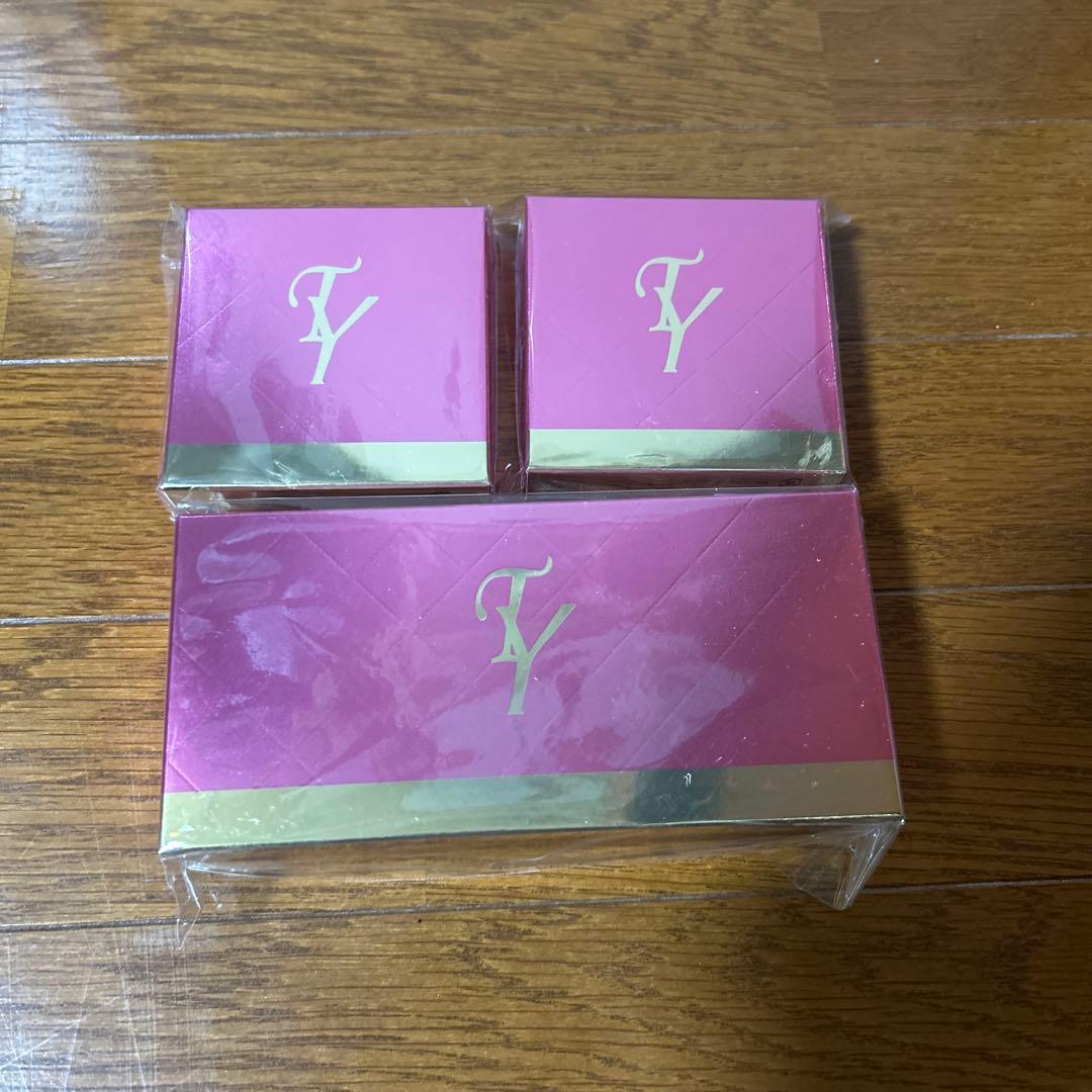 新品未使用クッションファンデーション 3個セット SPF50+/PA++++