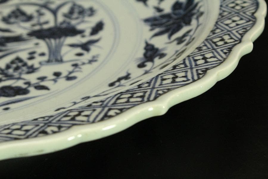 中国美術 青花蓮花紋皿 φ47cm 故宮博物院(ZE472)