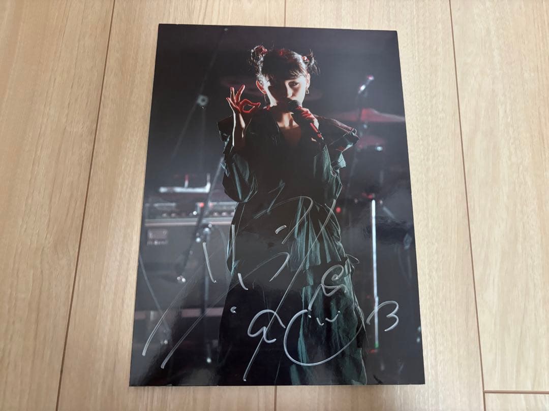 ナナヲアカリ サイン入りパネル