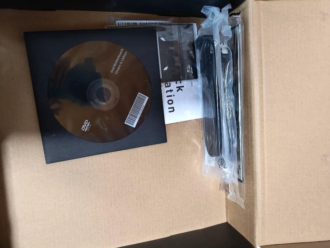 MSI B560M PRO-E マザボ　Core i3-10105F　セット