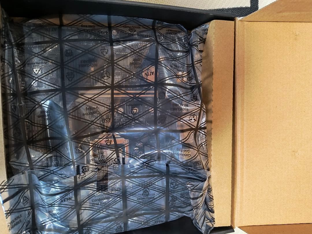 MSI B560M PRO-E マザボ　Core i3-10105F　セット