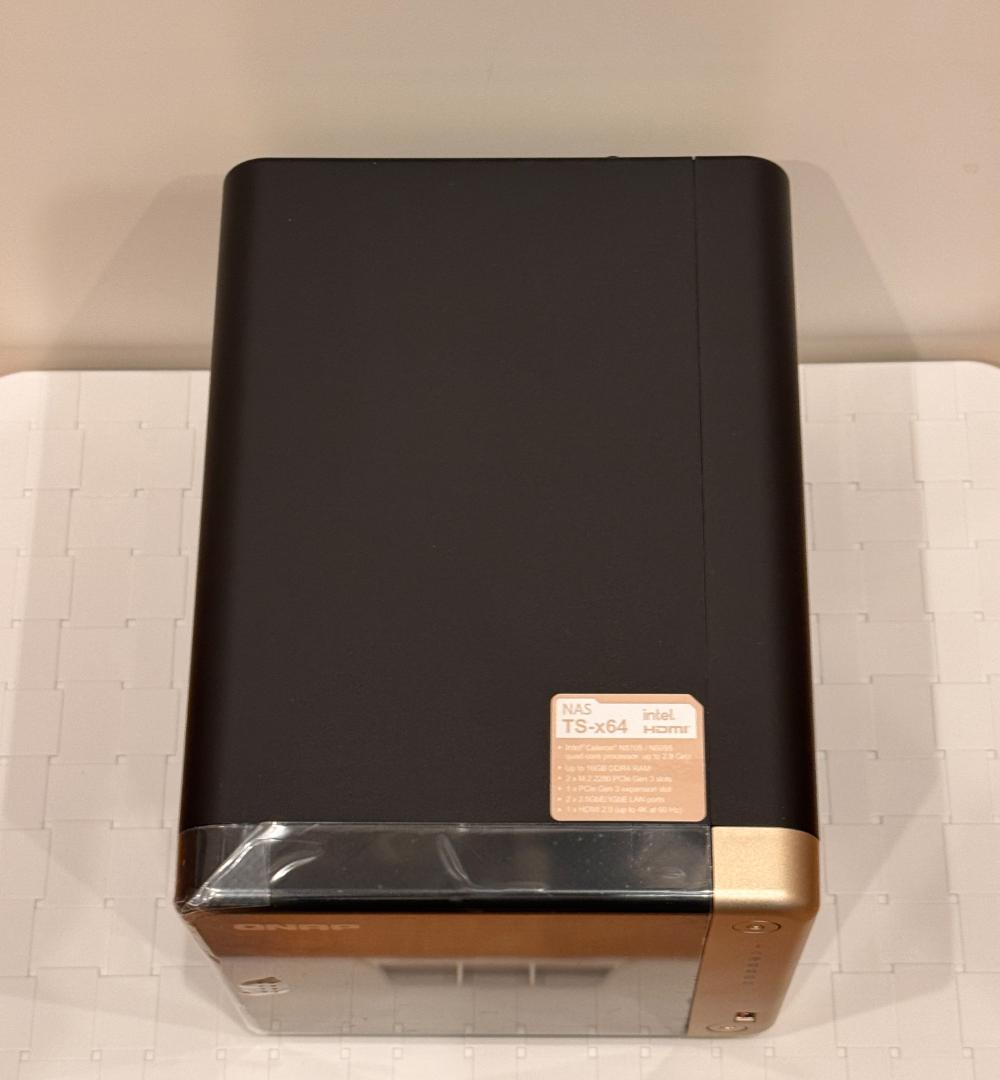 QNAP TS-464 4ベイNAS 16GB HDMI 2.5GbE