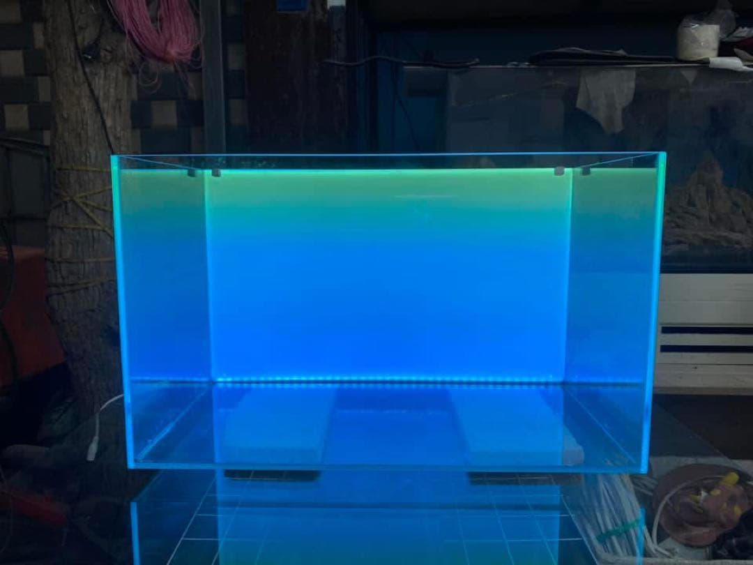 新品未使用　ライトスクリーン　アクアリウム　LED RGB 60cm×38cm