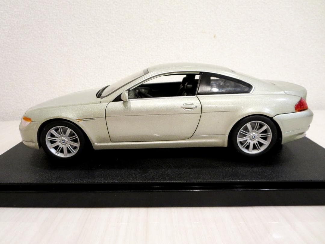 ★★ Hot Wheels ホットウィール BMW 645ci 銀 1/18