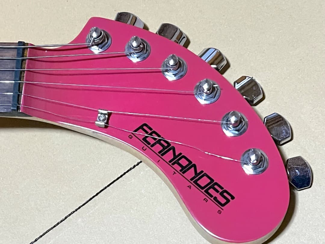 エレキギター ZO-3 Fernandes ミニギター