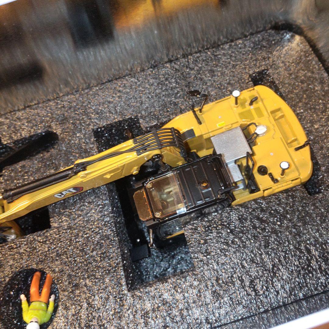 CAT M318 ウィールドエクスカベーター 1:50