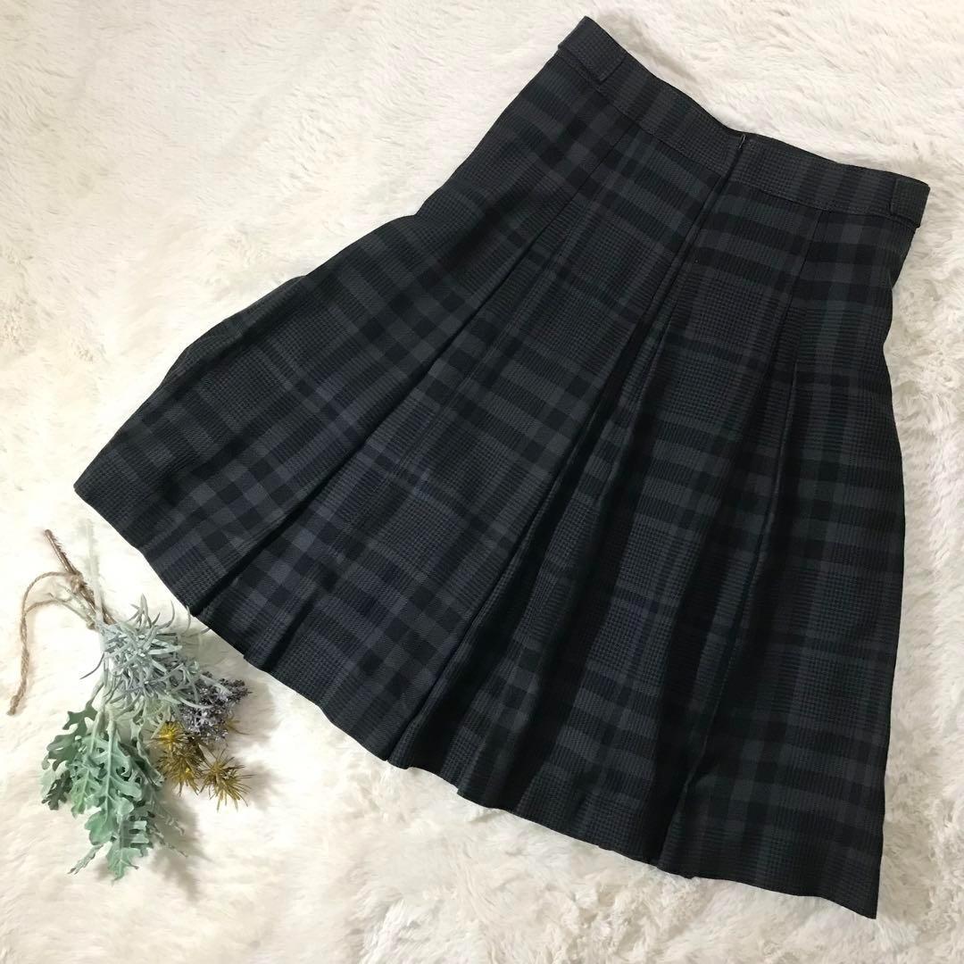 極美品 BURBERRY バーバリー チェック フレアスカート ひざ丈 シルク混