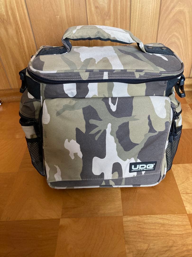 UDG カモフラージュバッグ