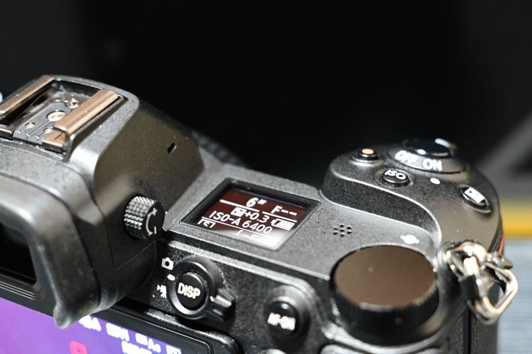 【良品】Nikon Z6 ボディ フルサイズミラーレスカメラ【即納】19067枚