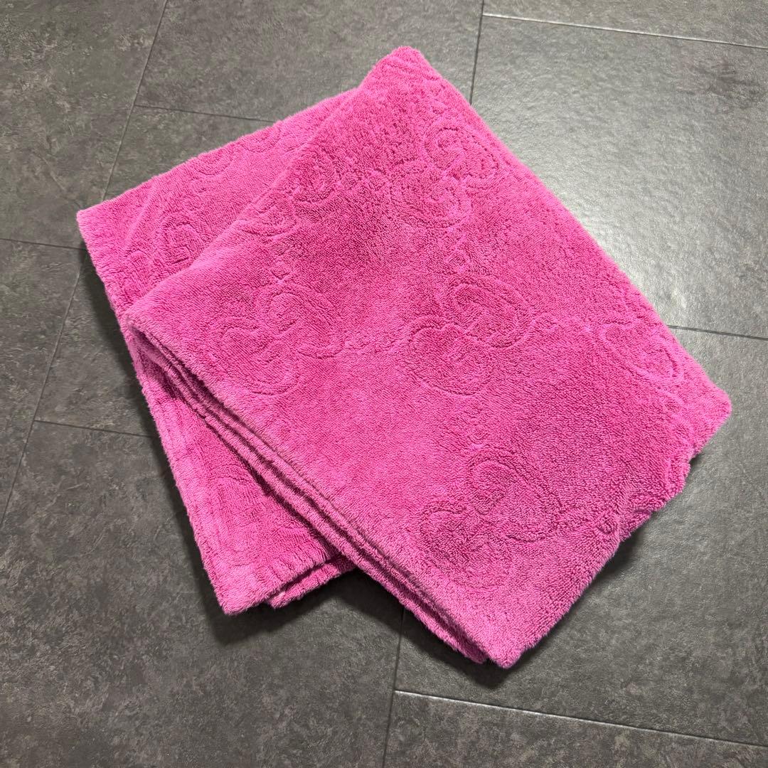 GUCCI タオル ピンク