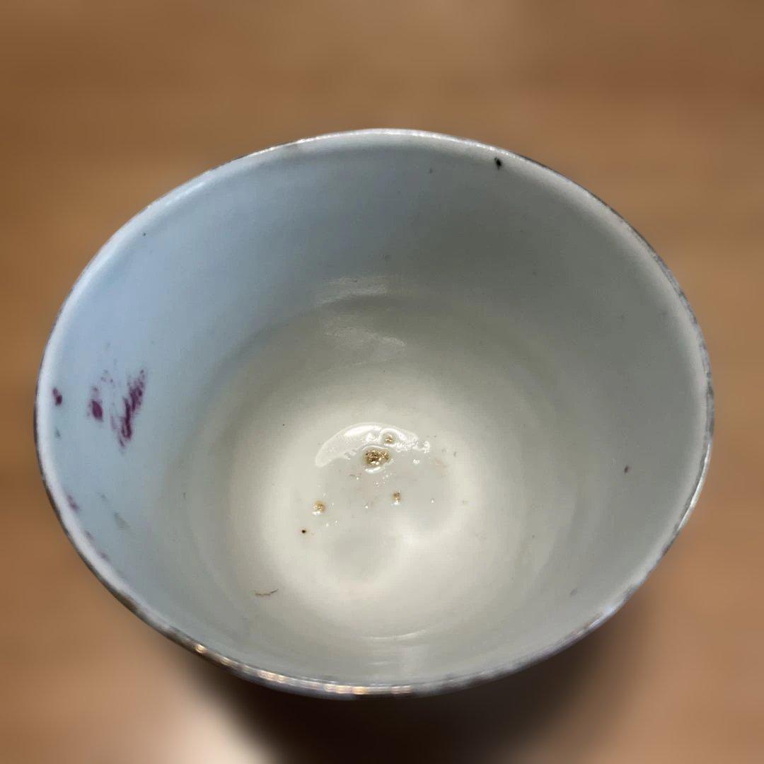 中国民国時代の茶碗 白地 赤絵