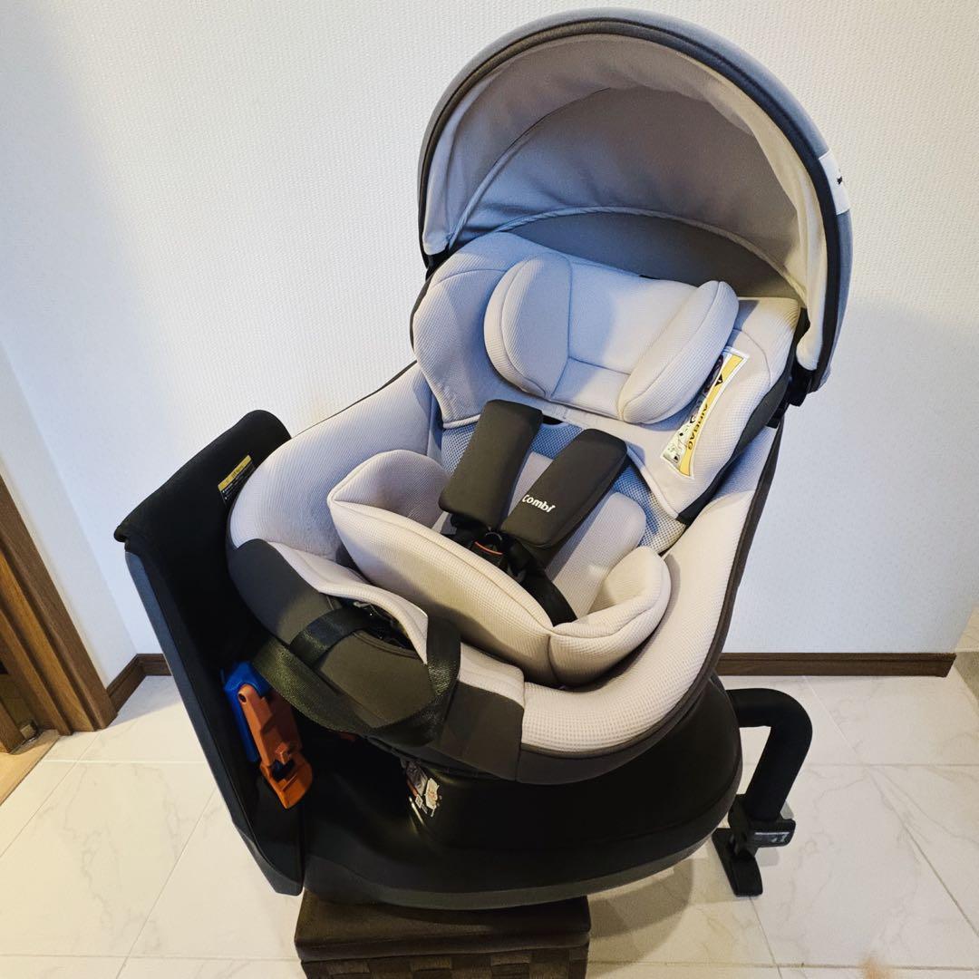 【♡美品♡】コンビ　クルムーヴスマート　エッグショック シンプライト⭐︎