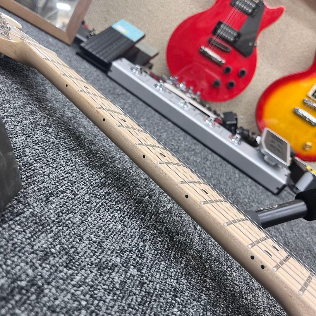 【10122】 Squier by Fender stratcaster ブルー