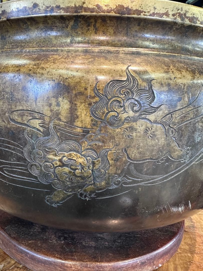 火鉢，銅製火鉢 ，唐獅子模様，金工，時代物，古董品