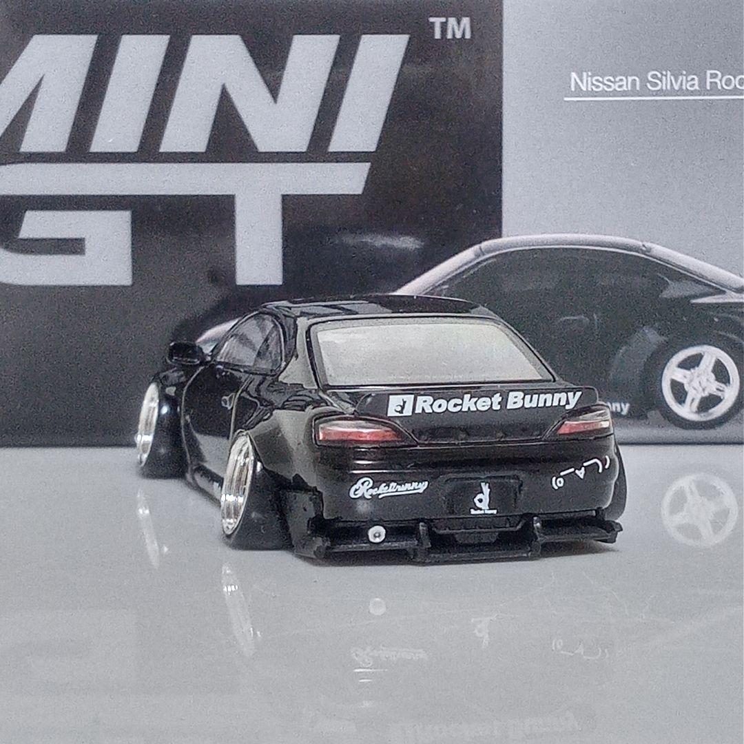 MINI GT S15 シルビア 改　Rocket Bunny