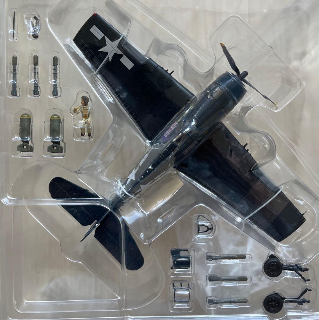 絶版新品　ホビーマスター 1/72 F6F-5 空母エセックス Minssi Ⅲ