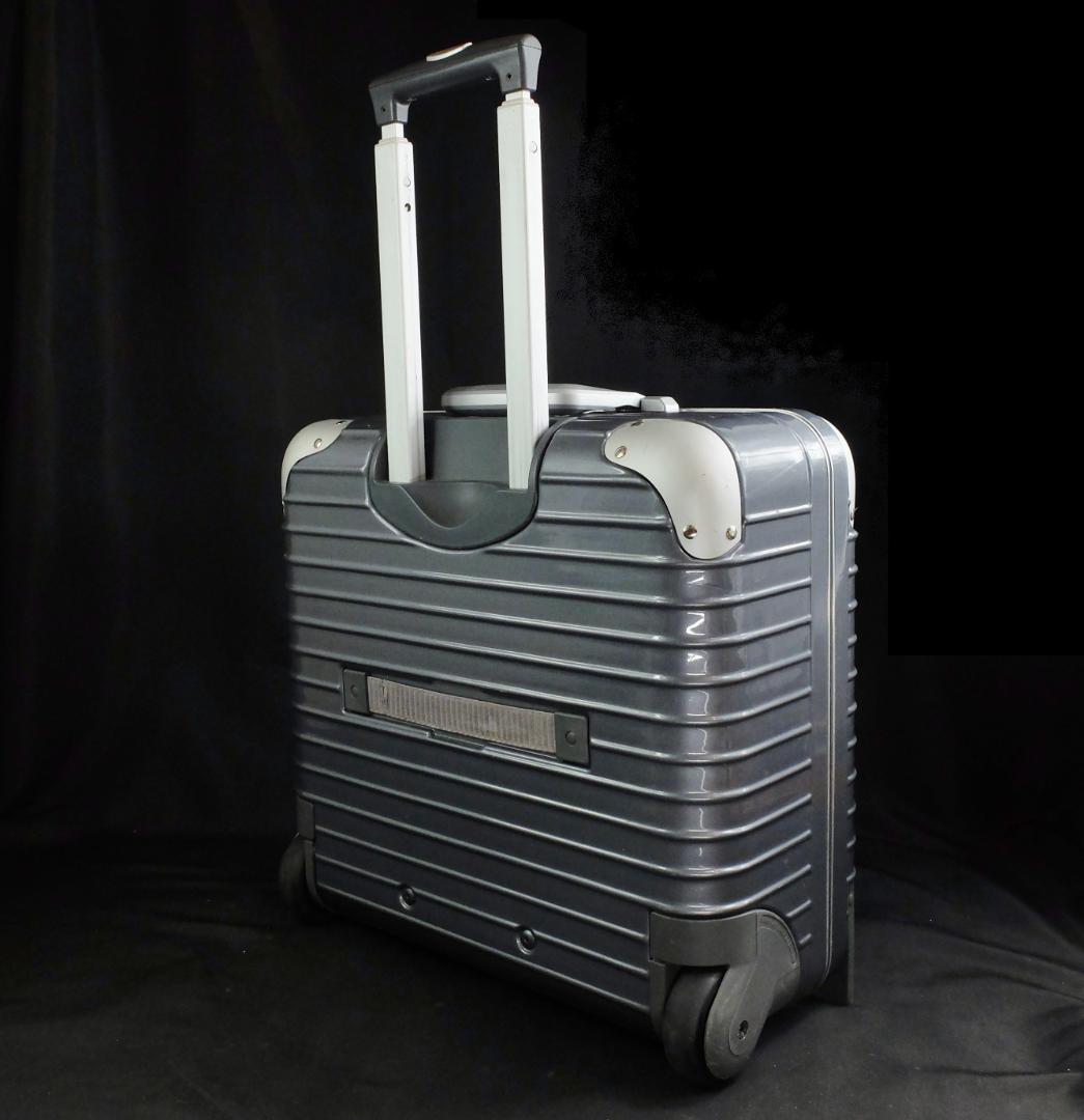 リモワ 899.61『Lufthansa/リンボ』2輪ビジネス・トロリー 24L