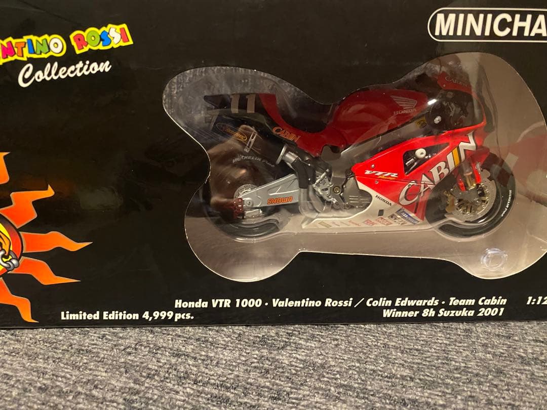 ミニチャンプス 1/12 HONDA VTR 1000 ヴァレンティノロッシ