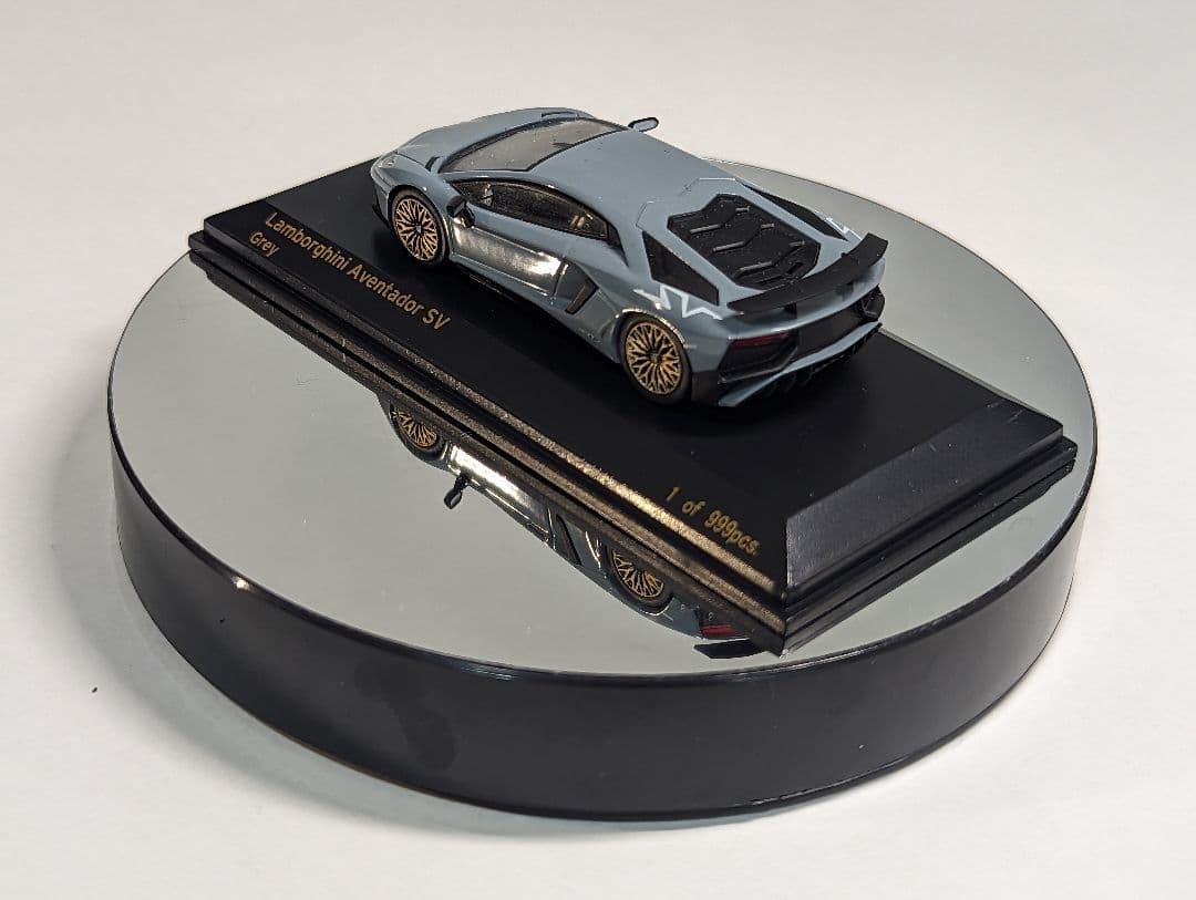 ミニカー CARNEL 1/64 Lamborghini Aventador sv