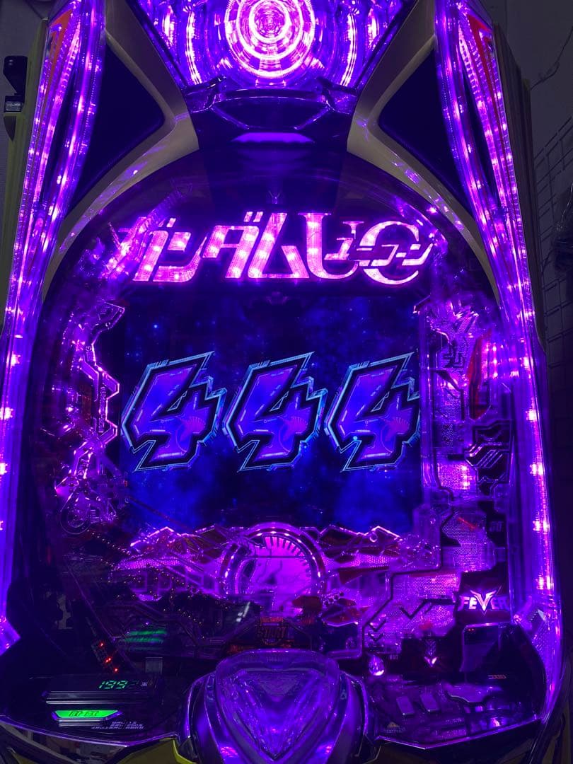 eフィーバー機動戦士ガンダムユニコーン固定台付き