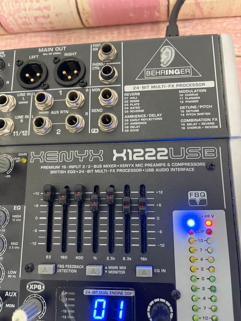 Behringer XENYX X1222USB ミキサー 通電確認済み