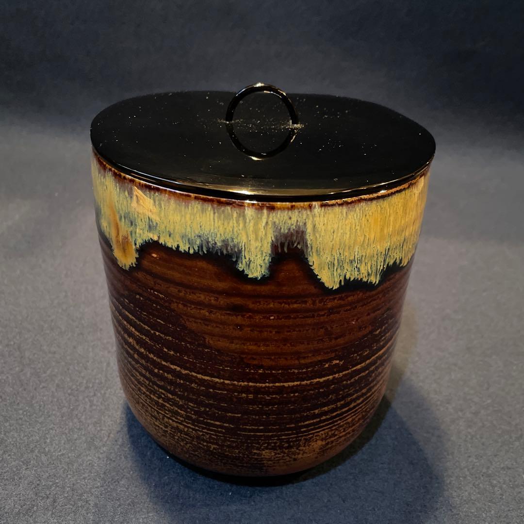 遠州七窯の一つでもある『高取焼の水指』【鬼丸 雪山】の作品です。共箱※美品茶道具