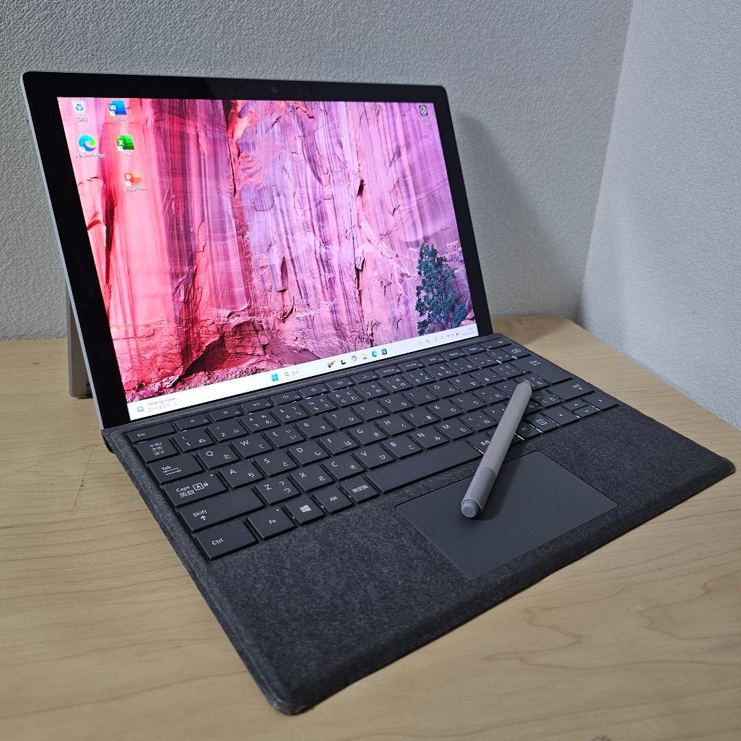 Surface Pro 7＋ プラス／Core i5 11世代／LTE内蔵