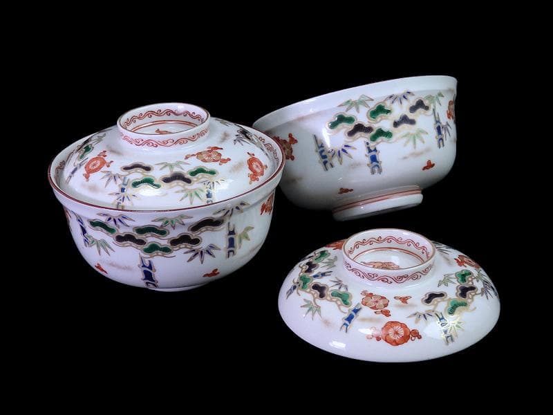 九谷　金襴手　松竹梅の図　大振蓋茶碗　２客　E938AS-CQx