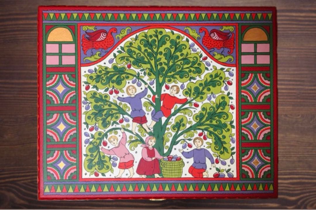 ロシア雑貨☆木製小物入れジュエリーBoxオリガ作 マトリョーシカ