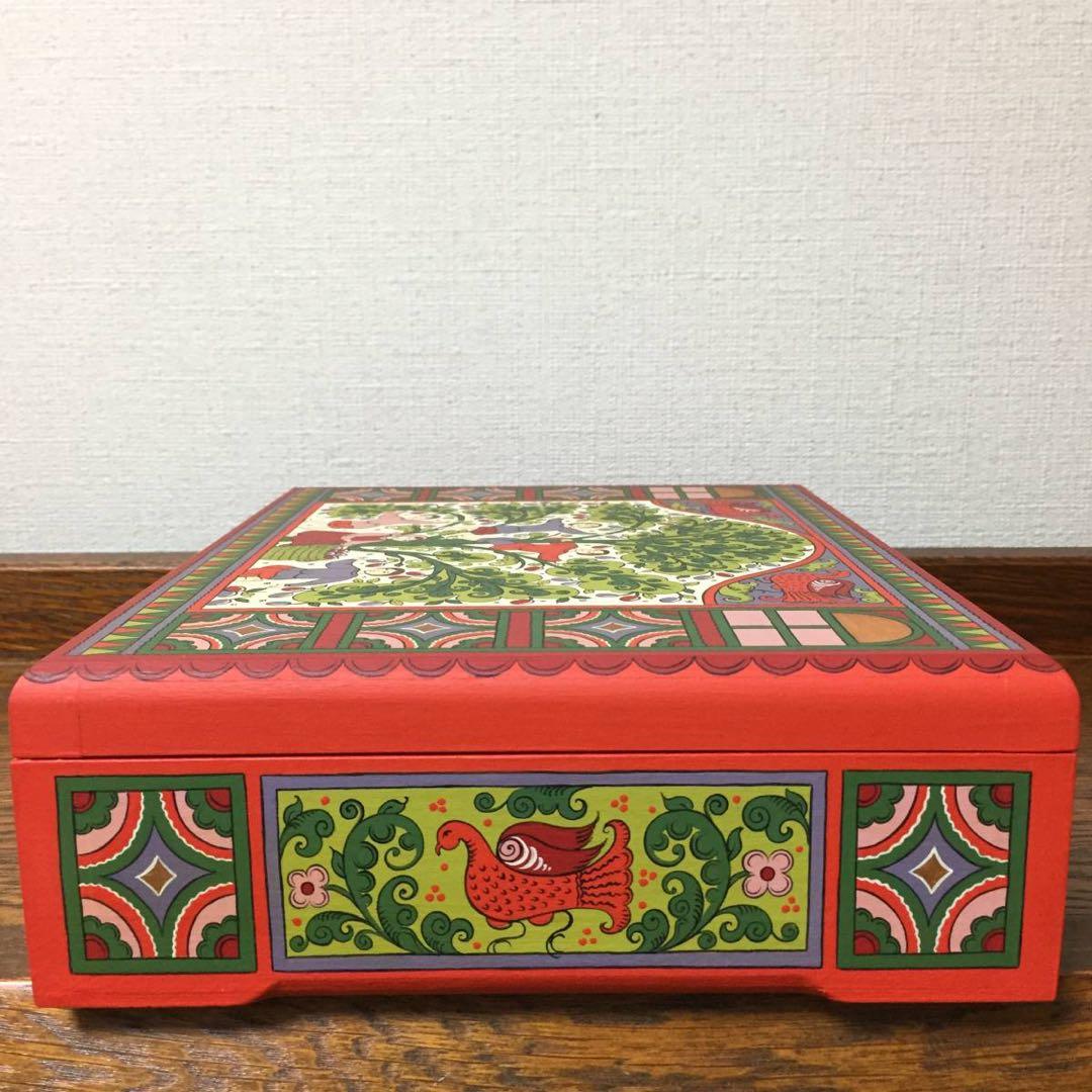 ロシア雑貨☆木製小物入れジュエリーBoxオリガ作 マトリョーシカ