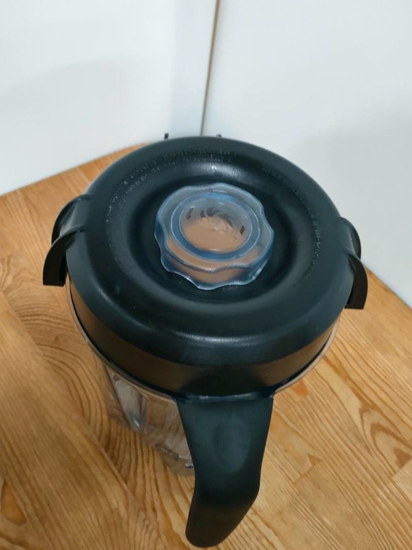 よっちゃき　【目立った傷や汚れなし】バイタミックス E520　1600