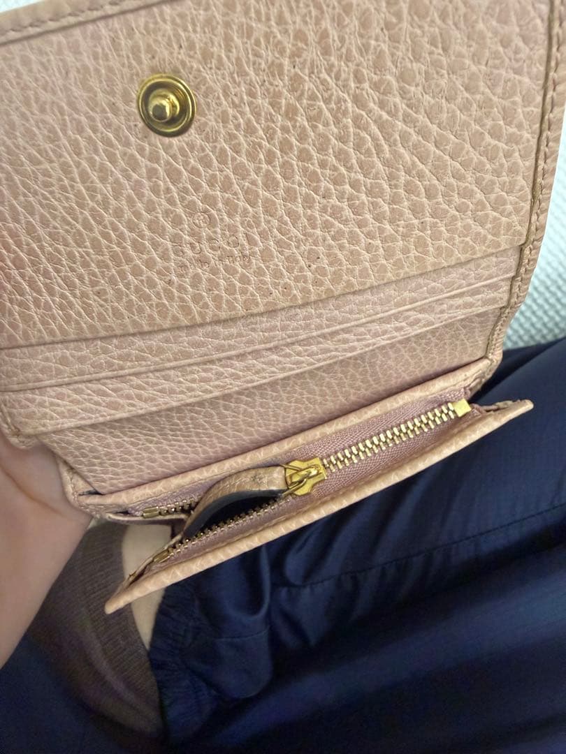 Gucci ピンク 二つ折り財布