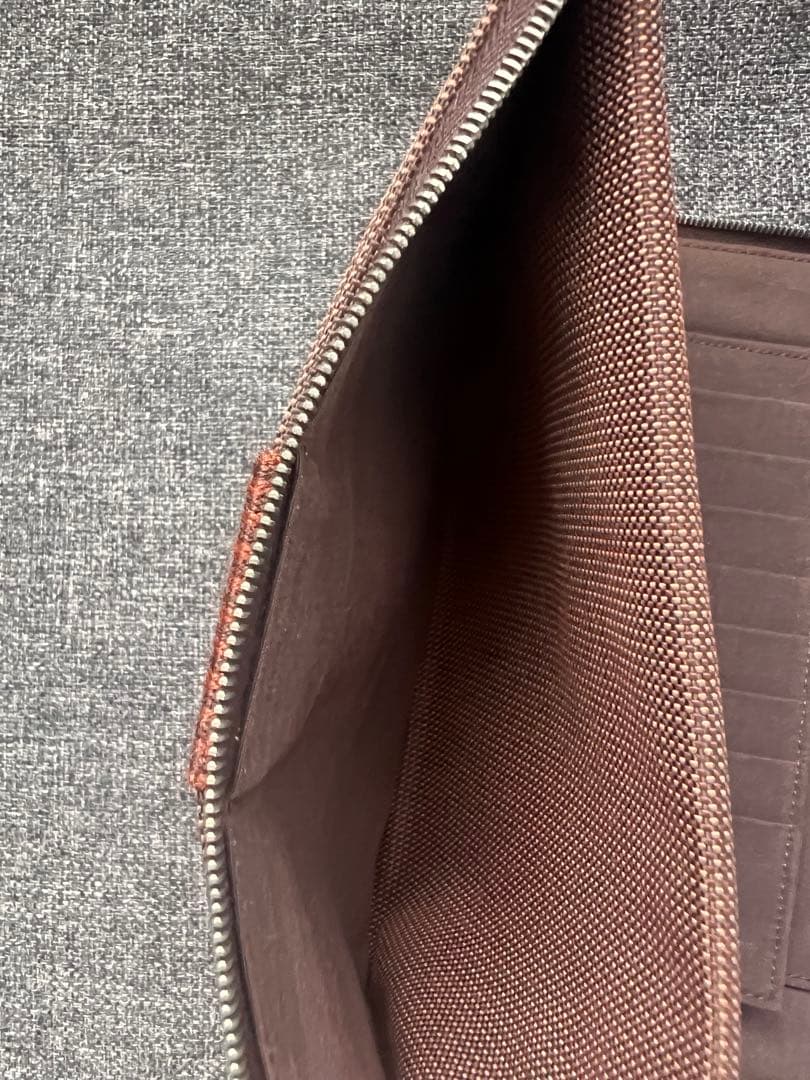 HERMESエールライン パース　ラウンドファスナー 長財布 パスポートケース