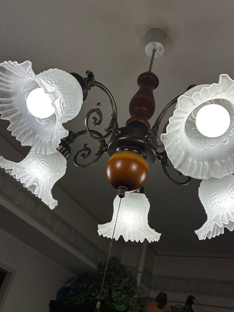 り*ん様 昭和レトロ　アンティーク　フリル付き　5灯　シャンデリア