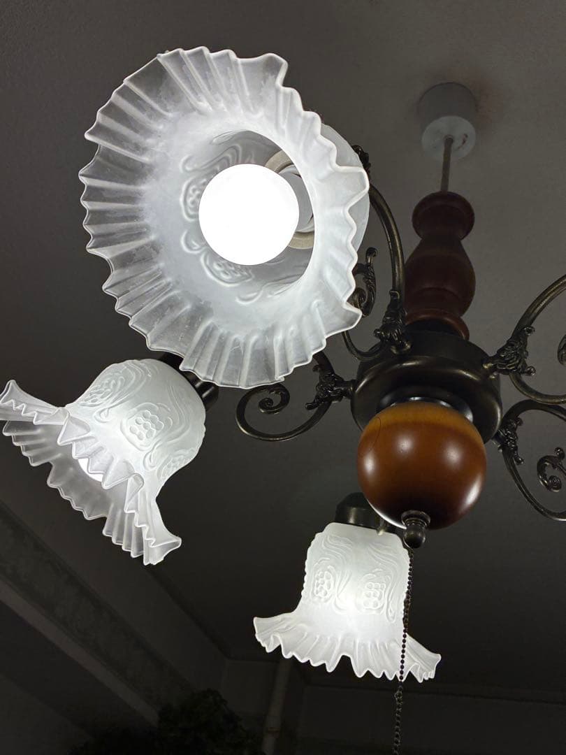 り*ん様 昭和レトロ　アンティーク　フリル付き　5灯　シャンデリア