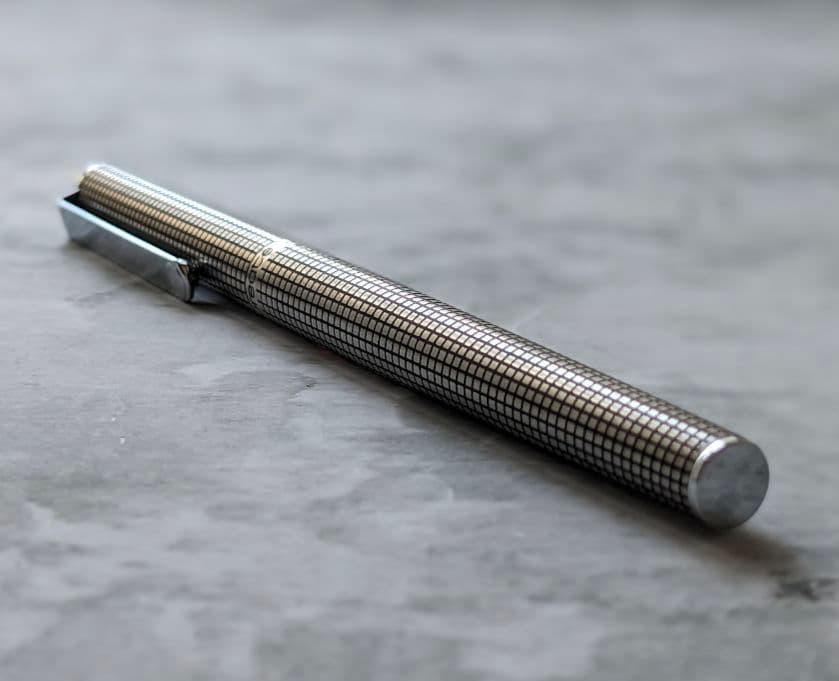 【新品・未使用】パイロット ローリート 格子 蝕刻 ボールペン シール付き