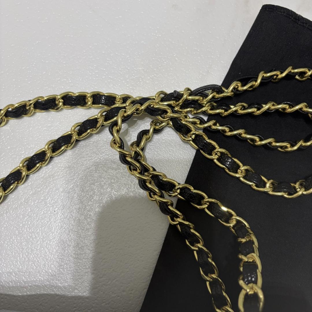 CHANEL ノベルティギフト ショルダー バック マトラッセ　チェーン