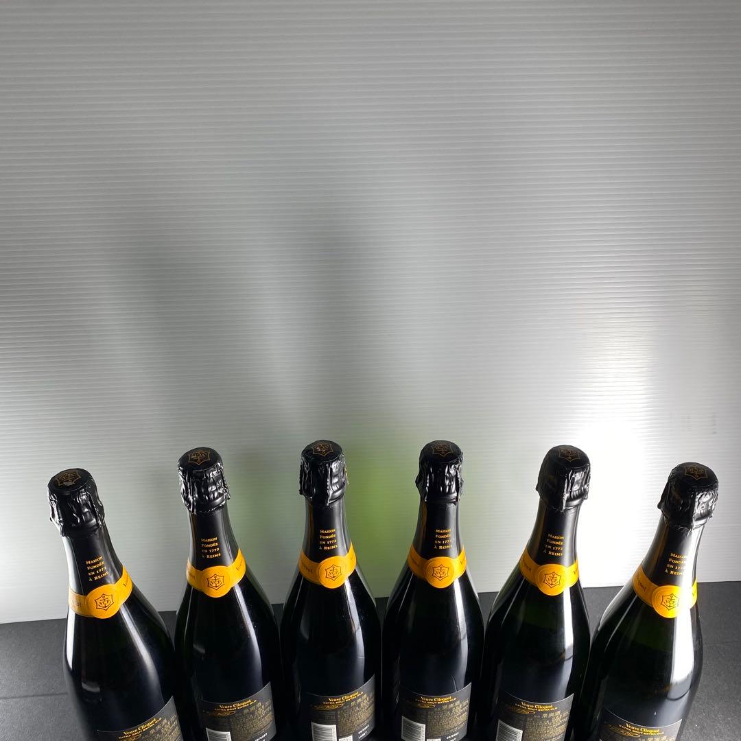 ヴーヴクリコ　エクストラ　オールド4 ブリュット