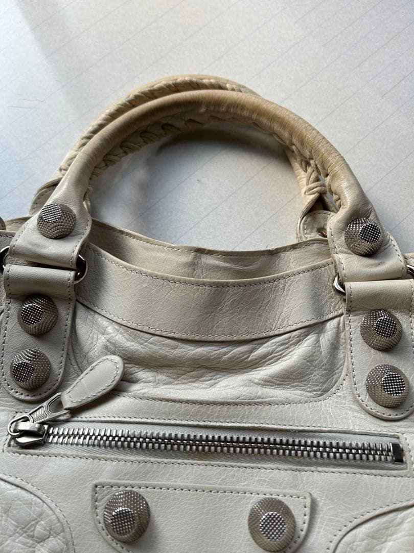 BALENCIAGAバレンシアガホワイトショルダーバッグ