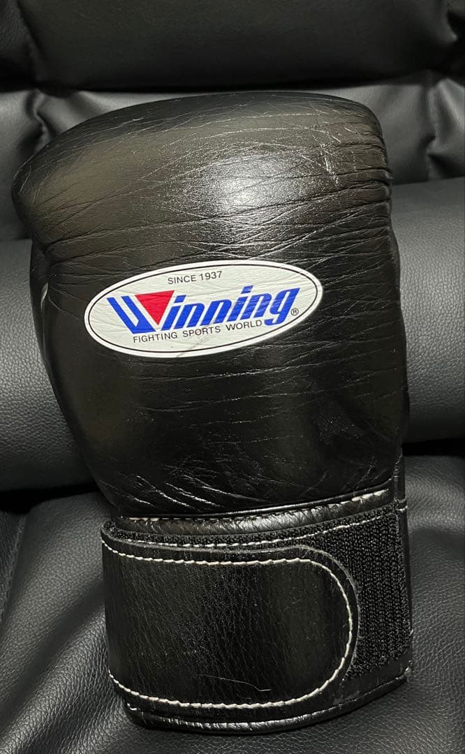 Winning ボクシンググローブ 黒8オンス　ヘッドギア、マーシャルワールド製