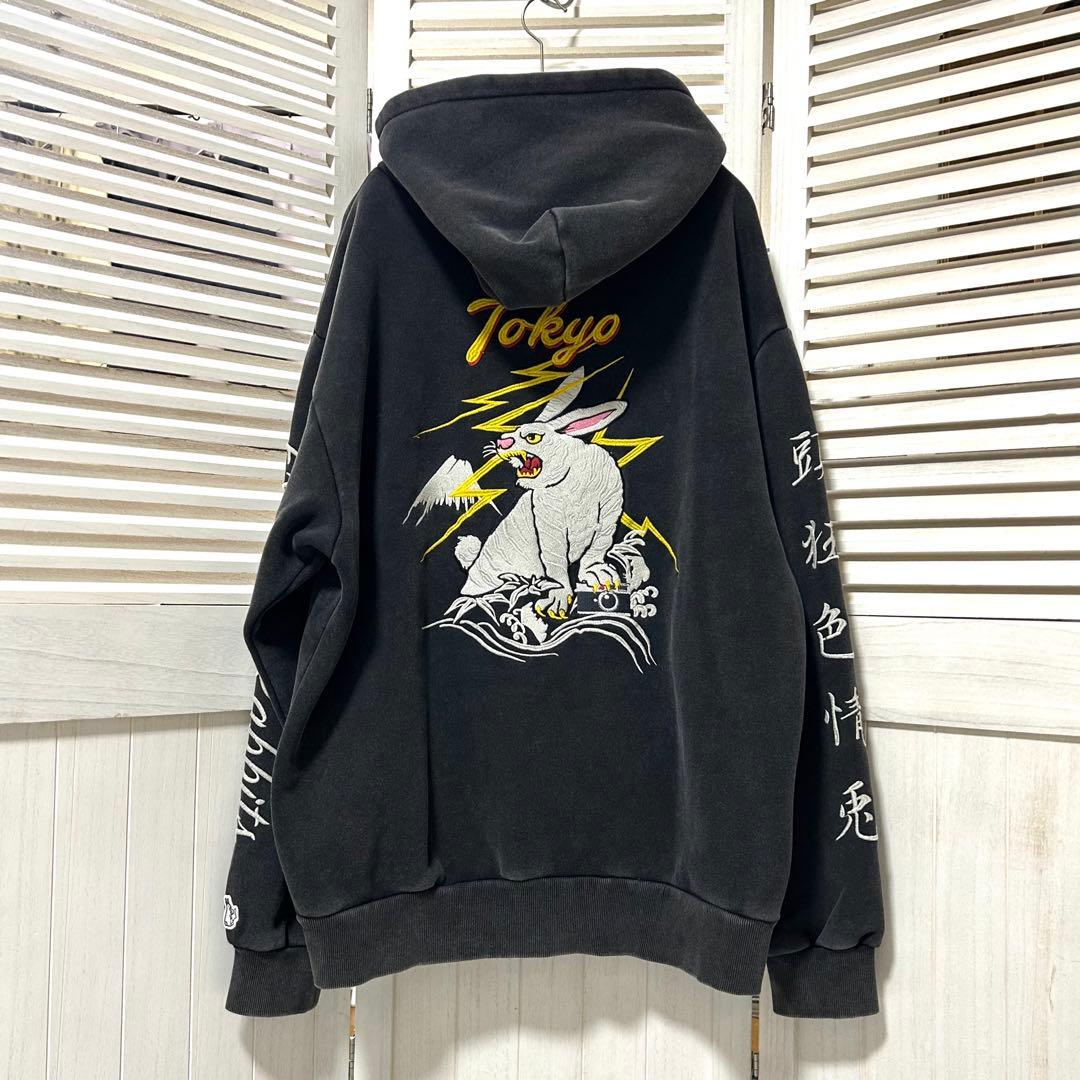 極美品 FR2 両面刺繍 パーカー スーベニア 頭狂色情兎 希少 XL