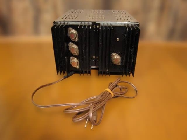 アルインコ安定化電源MAX⭐︎30A ＥＰ–3010