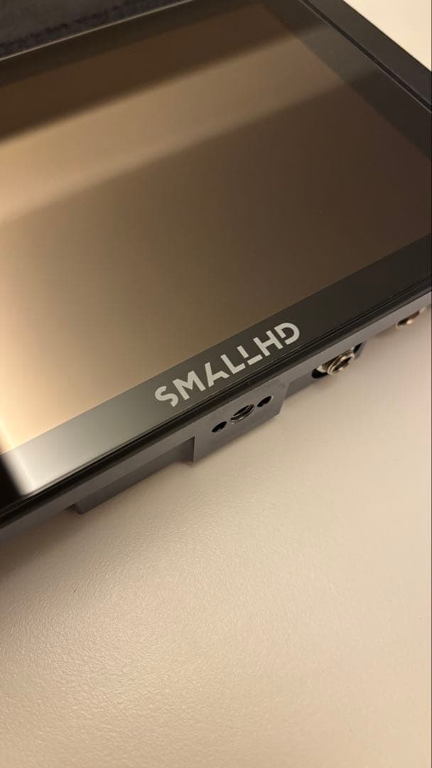 smallHD indie 7 純正モニターフード付き