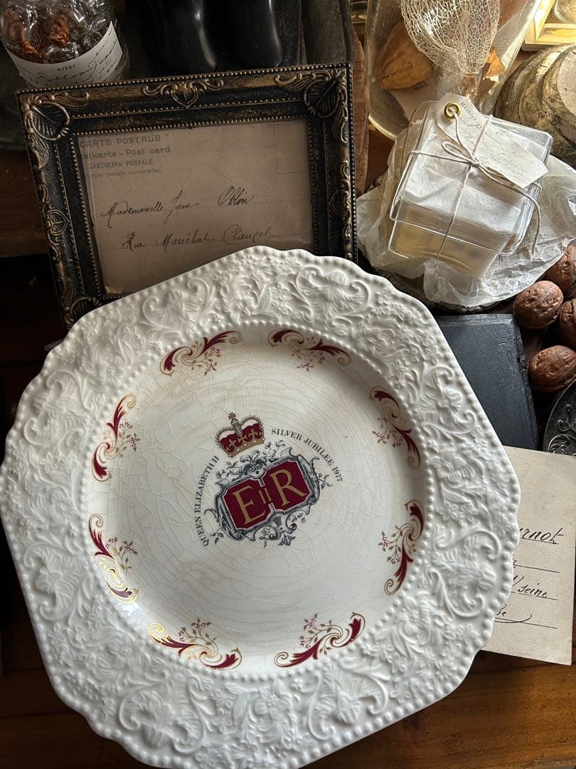 英国王室 エリザベス女王 コロネーション デコラティブ プレート　アンティーク