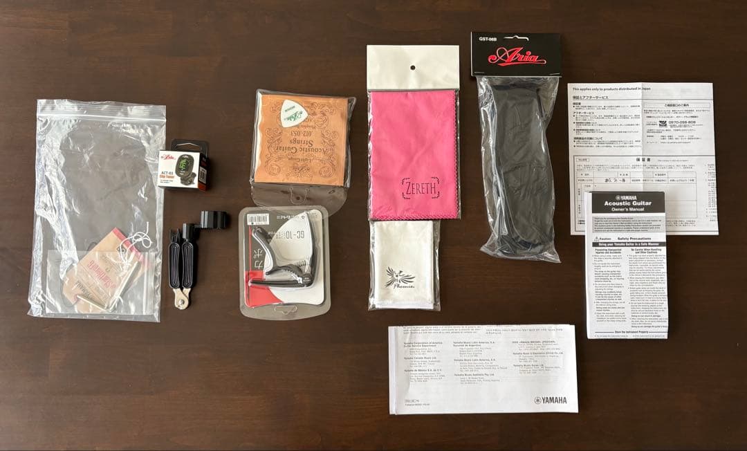 ヤマハ　アコースティックギター FG820L 左利き レフティー 付属品多数